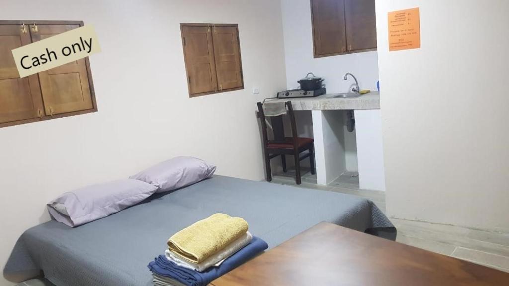 Hogar Tico-Estadounidense Cerca De Aeropuerto Alajuela Dış mekan fotoğraf
